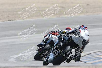 media/Oct-05-2025-CVMA (Sun) [[beeef4f201]]/Race 10-Formula Lightweight Twins Shootout/